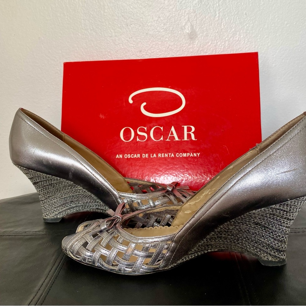 Oscar by Oscar de la Renta Metallic Woven Wedges